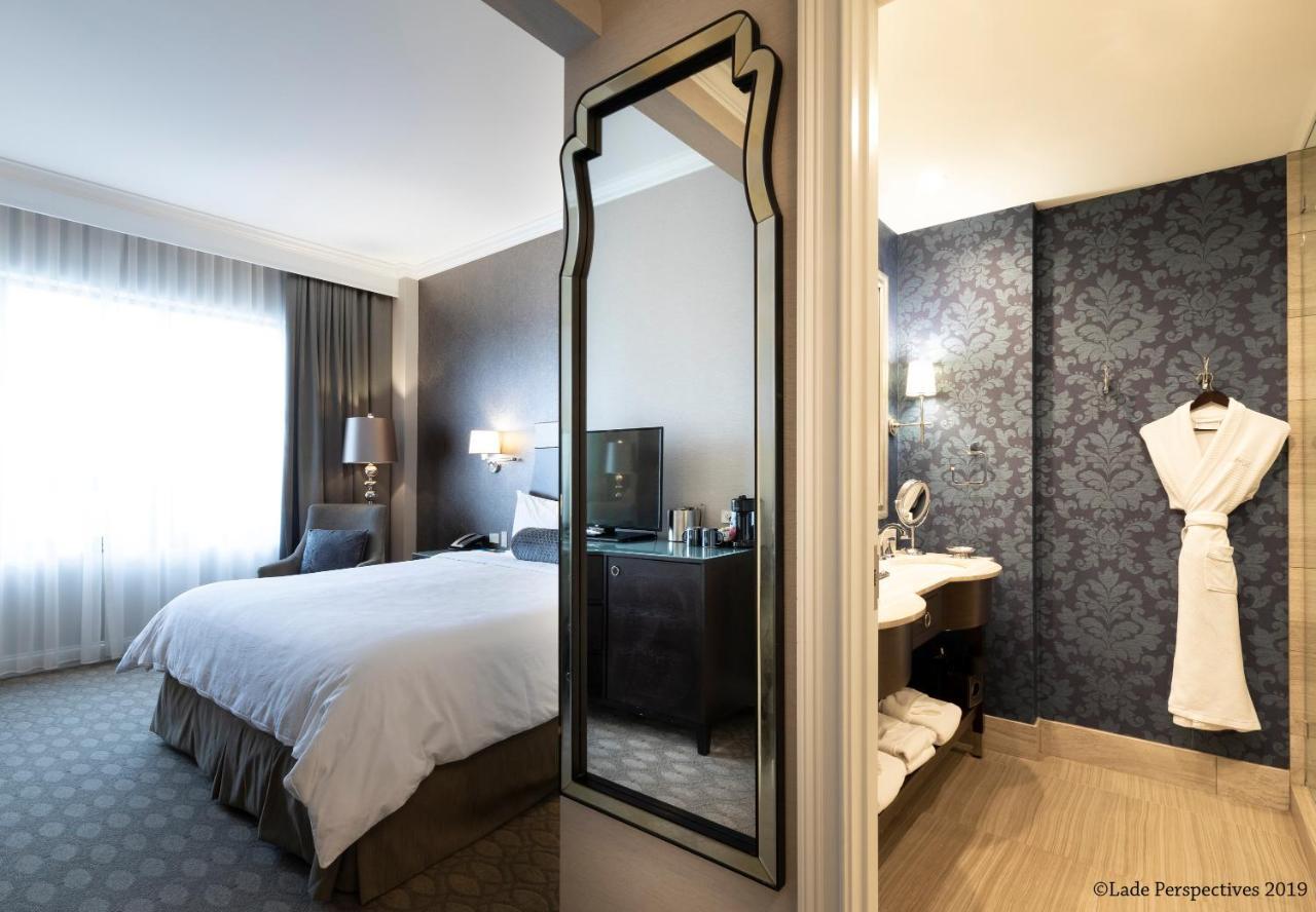 La Banque Hotel Homewood Экстерьер фото